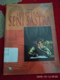 IKHTISAR SENI SASTRA